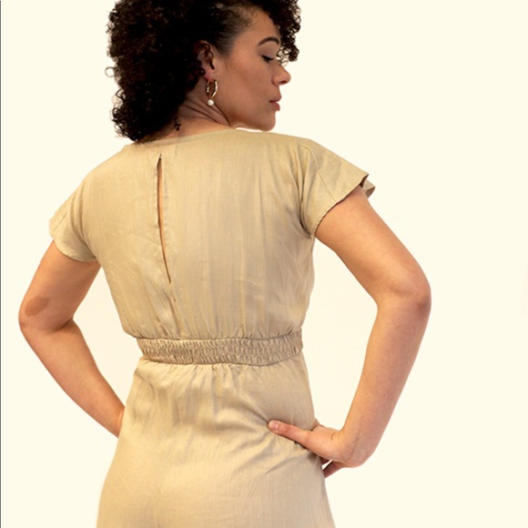 Linen jumpsuit - Picture 2 of 3